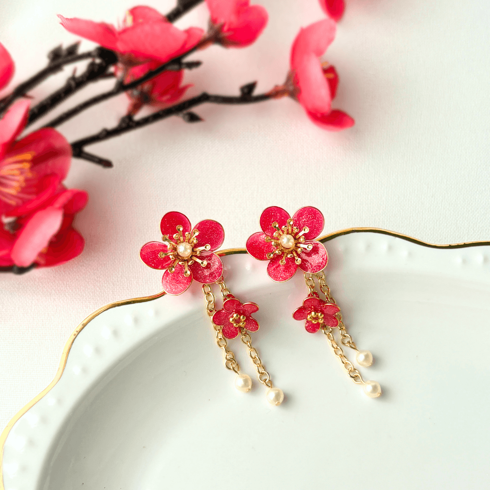 【梅】2wayイヤリング ニッケルフリー 金属アレルギー対応 受注生産 揺れる 赤 大人可愛い ギフト 春の新作 | 6枚目